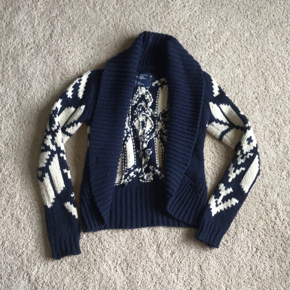American Eagle sweater
